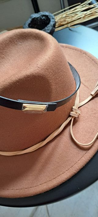 Sombrero de diseño nuevo
