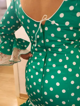 Traje de flamenca verde Andalucía