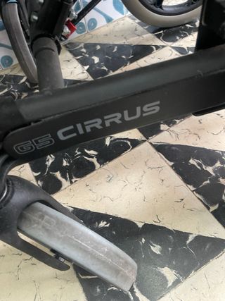 Silla de ruedas ortopédica Breezy Cirrus G5