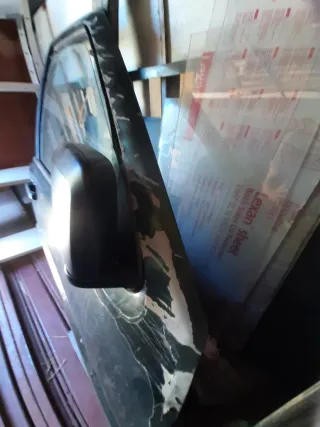 Puerta Delantera Derecha Terrano 2 Largo