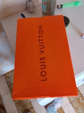 Louis Vuitton Zapatillas Negras y Blancas