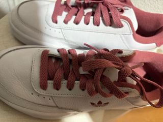 Zapatillas Adidas Talla 38 Rojas y Blancas