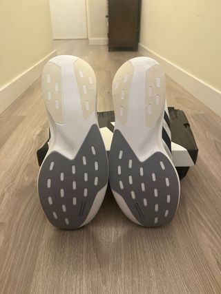 Zapatillas Adidas Running Blancas y Negras