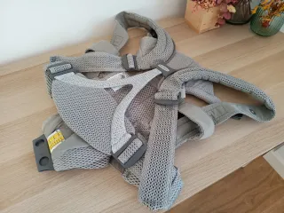 Mochila Porta Bebé BabyBjörn Gris