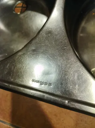 Fregadero doble seno con grifo