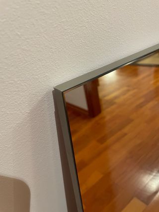 Espelho de parede moderno