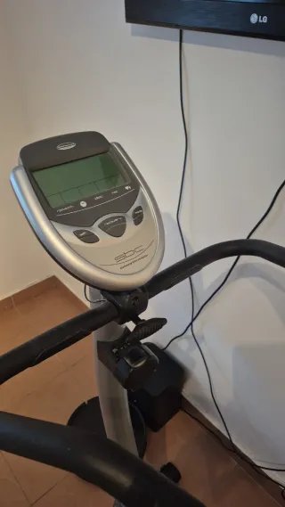Bicicleta Estática BH Fitness
