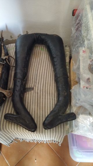 Collera para burro de cuero