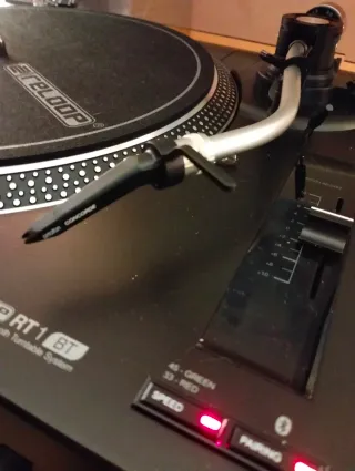 Giradischi Reloop RT1 BT Nero/Argento