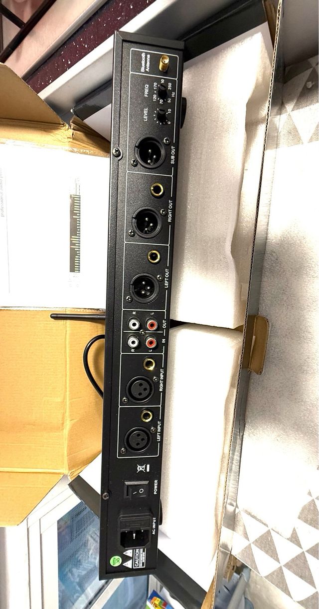 Equalizzatore Grafico Professionale a 31 Bande