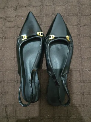 Zapatos negros punta fina T38