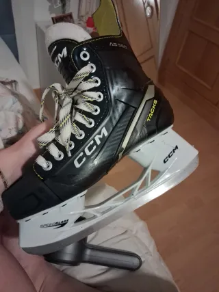 Patines Hockey CCM TACKS AS560