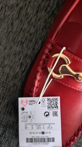 Mocasines Stradivarius Rojo Talla 39