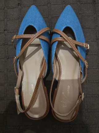 Zapatos punta fina T40 tacón bajo