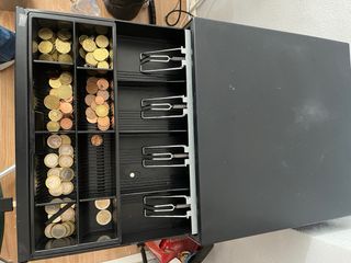 Tiquetera con cajón