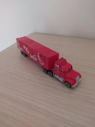 Camión Coca-Cola Rojo