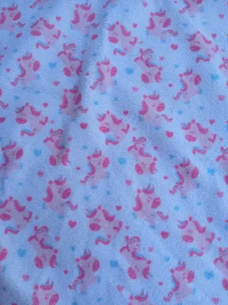 Toalla con capucha de unicornios