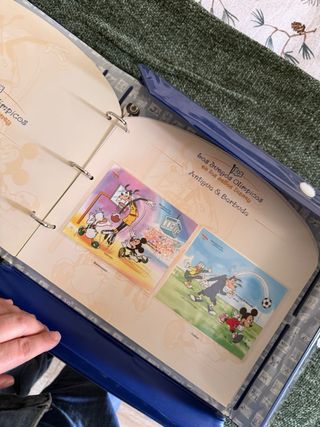 Libro Sellos Olímpicos Disney