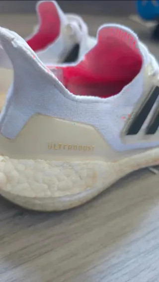 Adidas Ultraboost 21 Mujer talla 37 1/3