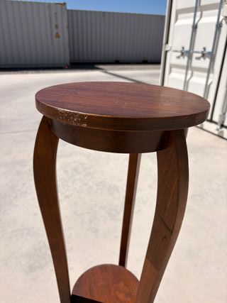 Mesita auxiliar alta de madera  Vintage