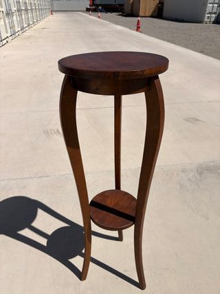 Mesita auxiliar alta de madera  Vintage