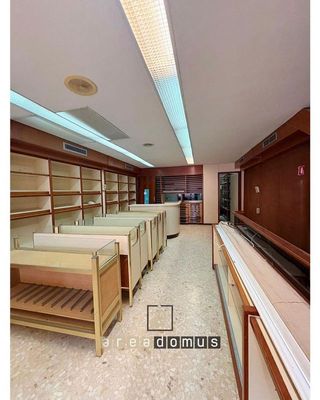 Local comercial en alquiler en Can Nadal - Falguera en Sant Feliu de Llobregat