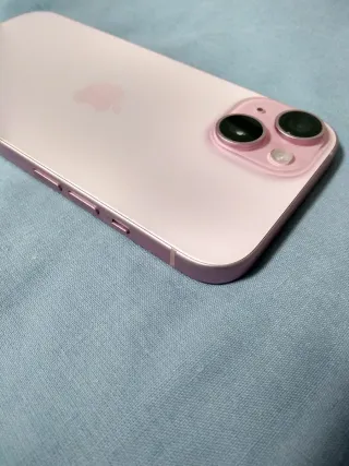 Apple iPhone 15 Rosa