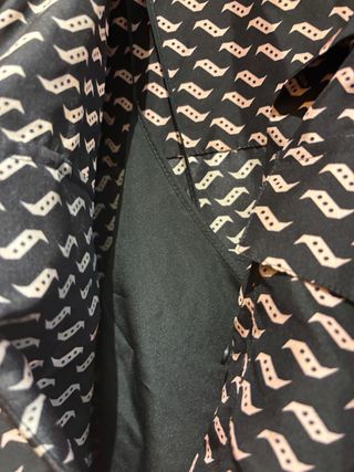 Vestido camisero Kenzo negro y rosa