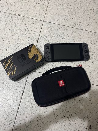 Nintendo Switch Edición Especial Monster Hunter