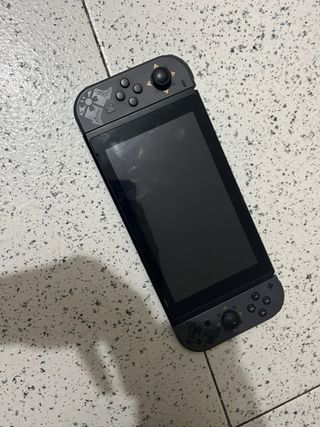 Nintendo Switch Edición Especial Monster Hunter