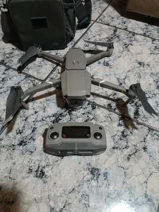 Dron DJI Mavic 2 Zoom Gris y gafas dji goggles
