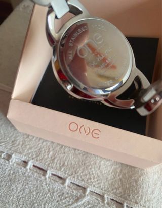 Relógio One Prateado e Branco