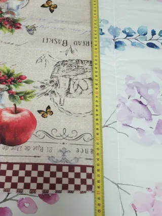 2 Paños de Cocina con Diseño de Manzanas