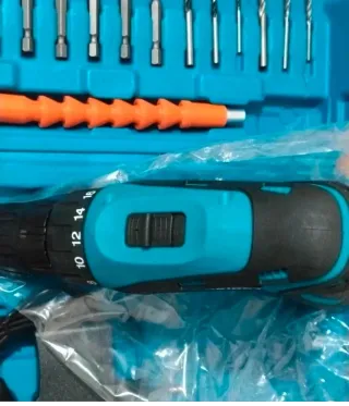 Avvitatore Mukins con accessori