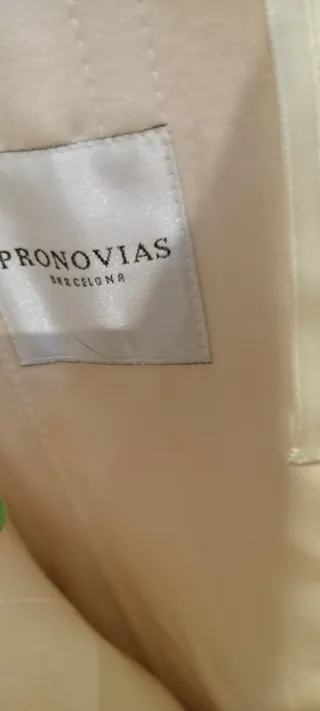 Vestido de Novia Blanco con Pedrería