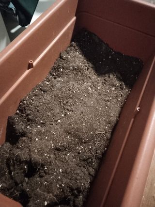 Maceteros grandes 32x59cm . y torre jardínera