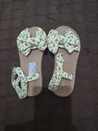 Sandalias Niña T29-30 Flores y Lazos