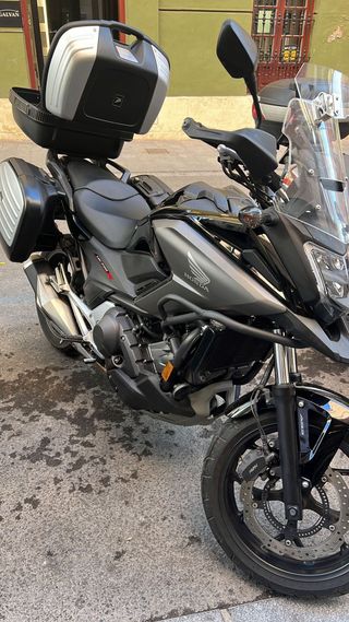 Honda NC750X DCT Automática