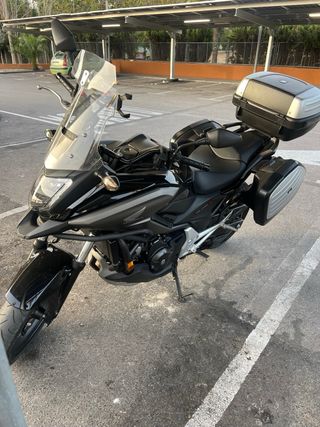 Honda NC750X DCT Automática