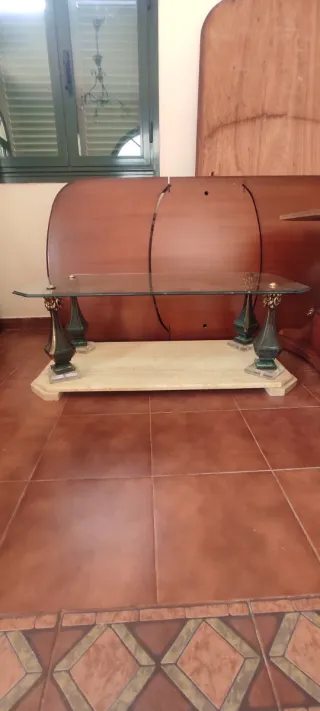 Mesa de centro cristal y piedra