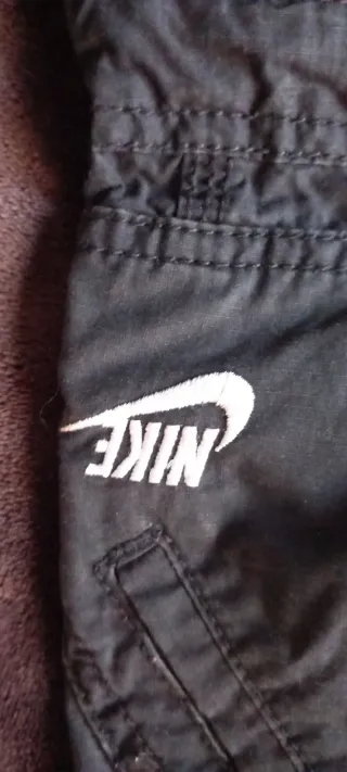 Bermuda Nike cuadros y regalo otra negra y camiset