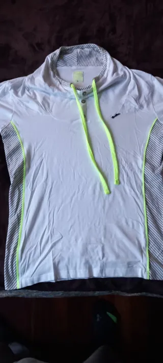 Bermuda Nike cuadros y regalo otra negra y camiset