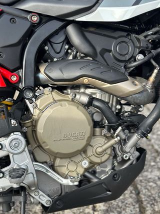 Ducati 698 RVE Hypermotard