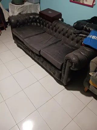 Sofá Chester Piel Años 80 Semirestaurado