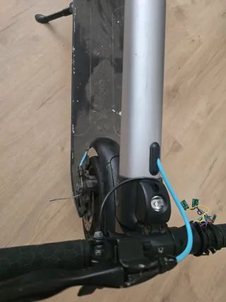 Patinete Eléctrico Cecotec Bongo para piezas