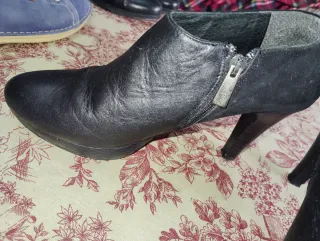 Botín tacón plataforma piel y ante