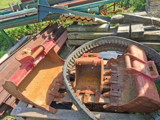 Excavadora Takeuchi TB016