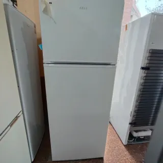 Frigorífico AKAI Doble Puerta  185cm x 70 cm ancho