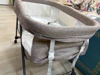 Mini cuna con mosquitera