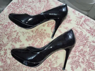 Zapatos tacón charol Gloria Ortiz T.39